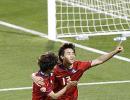 Slick South Koreans beat Bahrain in Asian Cup